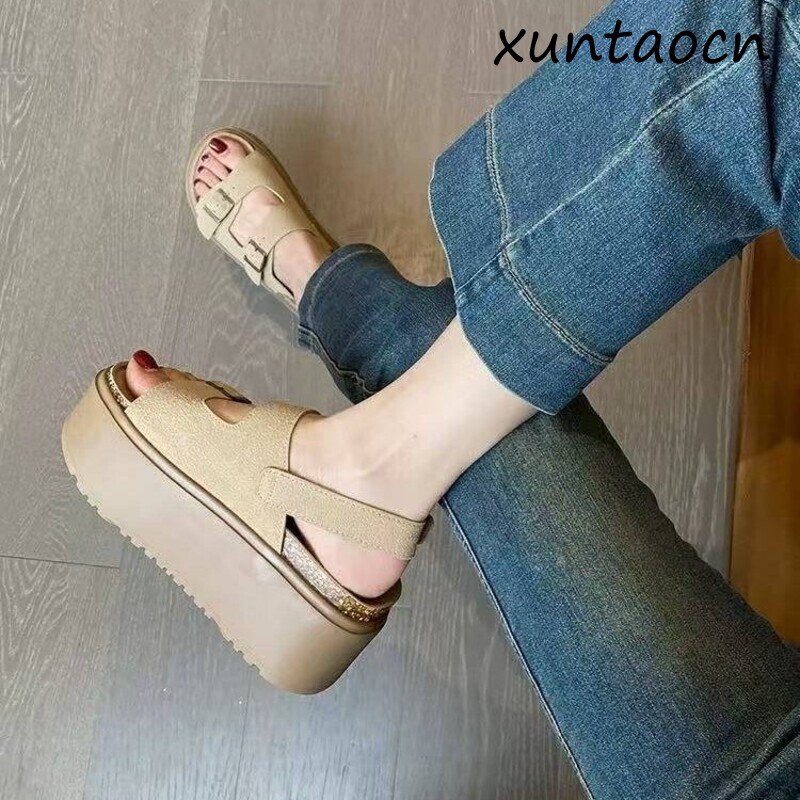 صنادل نسائية بكعب سميك ومنصة ع - مراجعة Summer Clothing Korea وسعره