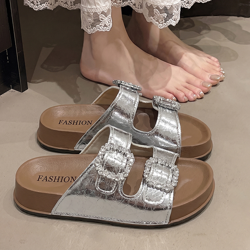 صندل نسائي صيفي 2026 بكعب سميك - مراجعة Summer Clothing Korea وسعره