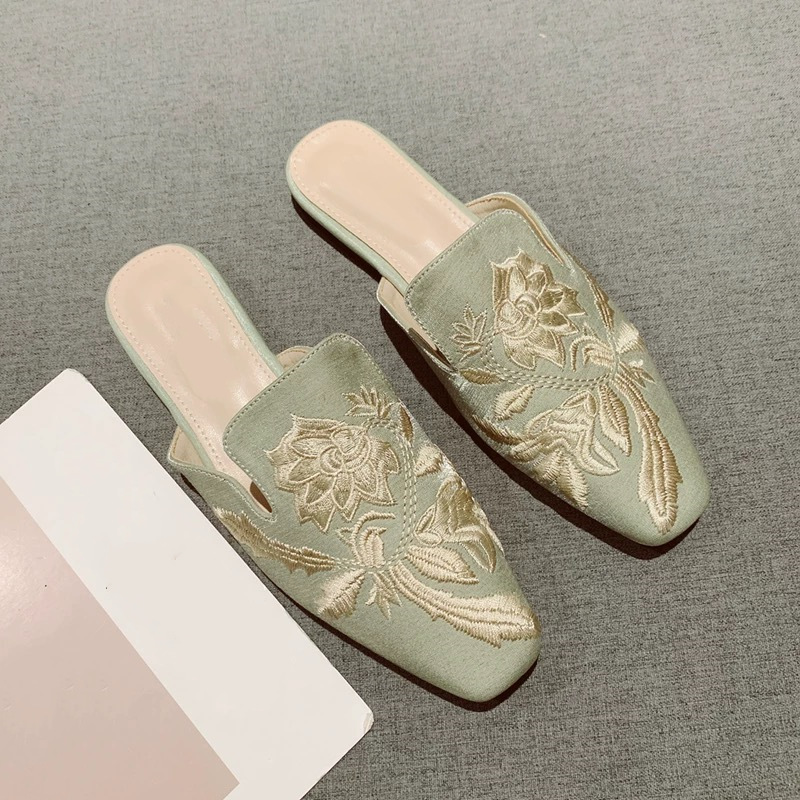 أحذية نسائية جديدة لعام 2026،  - مراجعة Summer Clothing Korea وسعره