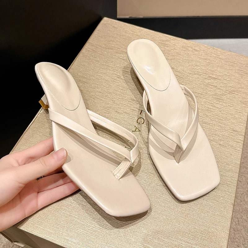 صنادل نسائية صيفية مريحة بكعب  - مراجعة Summer Clothing Modest وسعره