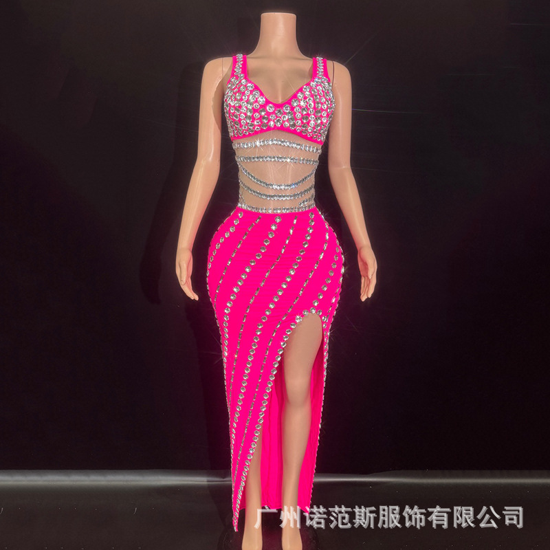 فستان فاخر بحمالات مرصع بالألم - مراجعة Summer Clothing Resort وسعره